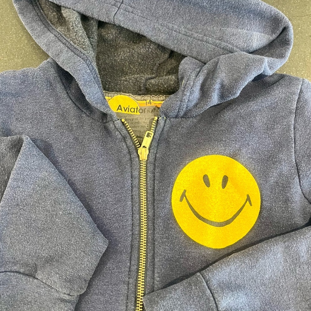 SOLD OUT • Aviator Nation • kid’s sz.14 navy DISCONTINUED smiley Hoodie 🙂